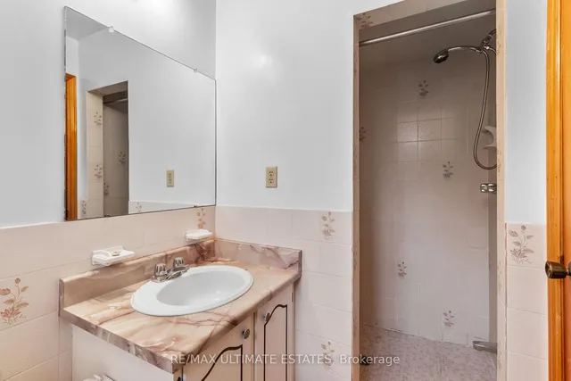 Additional image 29 of 18 Parravano Crt