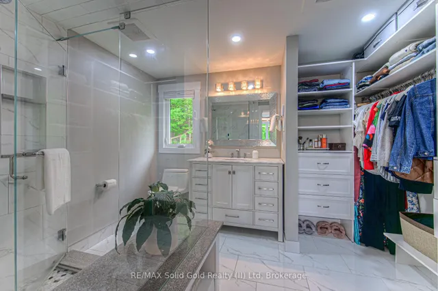 Additional image 33 of 57 Royal Orchard Dr