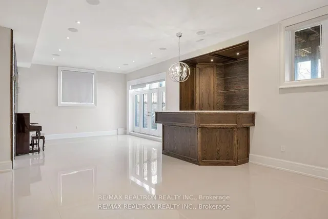 Additional image 45 of 86 Hillcrest Ave