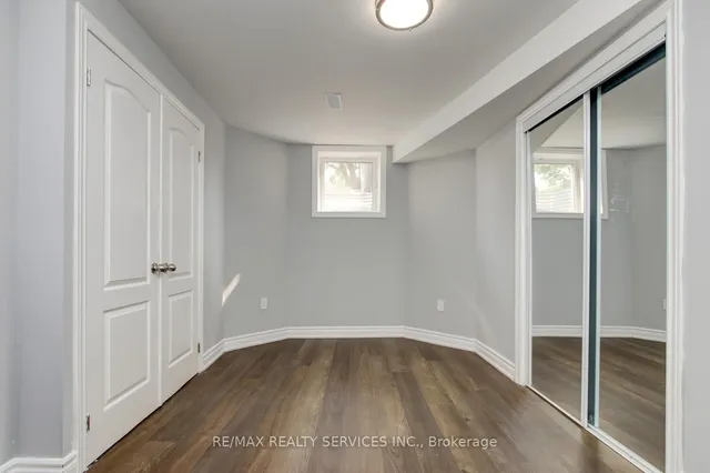 Additional image 41 of 44 Lormel Gate