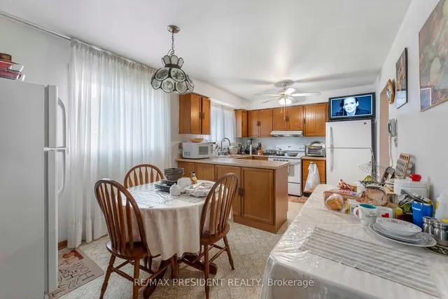 Additional image 29 of 3952 Longo Circ