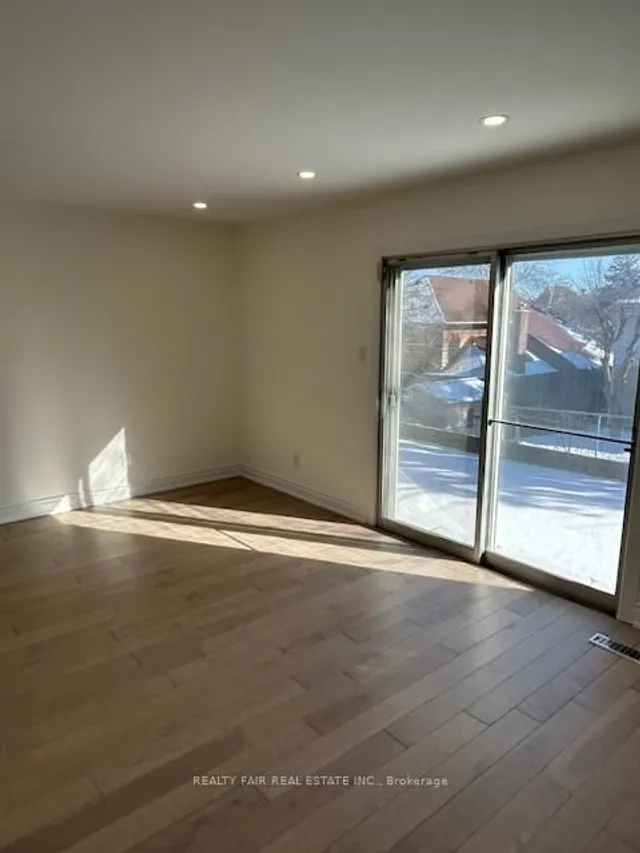 Additional image 13 of 7 Whitehorn Cres