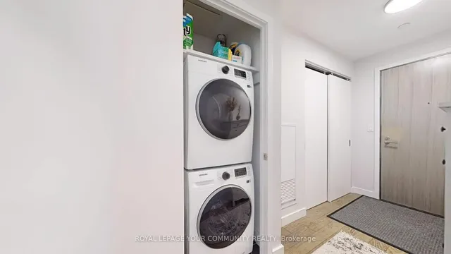 Additional image 24 of 111 Bathurst St Unit 314