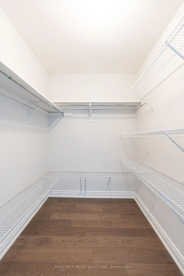 Additional image 35 of 1562 Leger Way