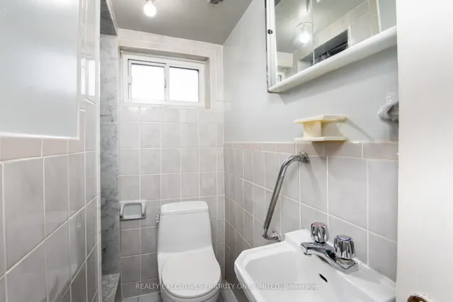 Additional image 25 of 90 Anthony Rd