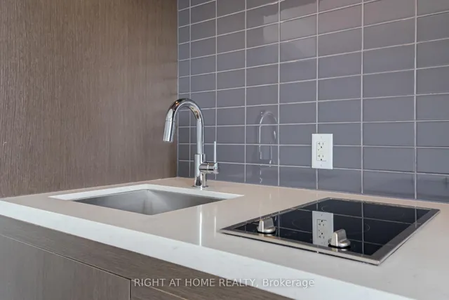 Additional image 6 of 155 Yorkville Ave Unit 2601