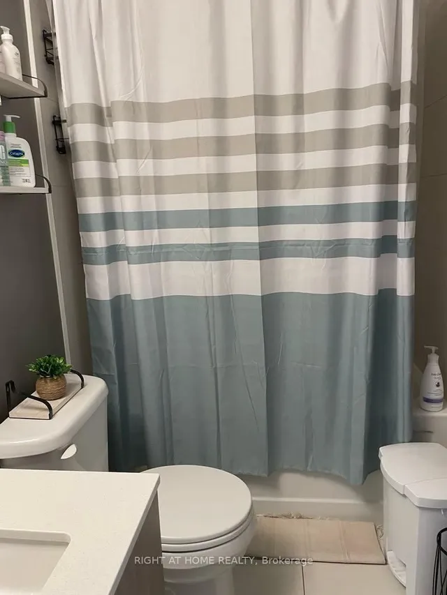 Additional image 9 of 5220 Dundas St Unit D319