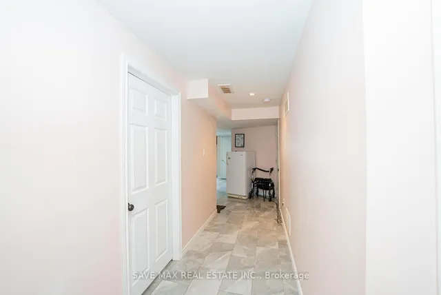 Additional image 39 of 73 West Glen Ave