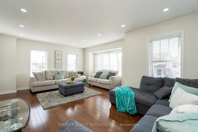 Additional image 18 of 23 Billiter Rd