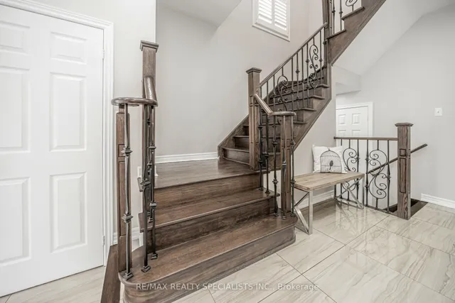 Additional image 19 of 102 Chalkfarm Cres