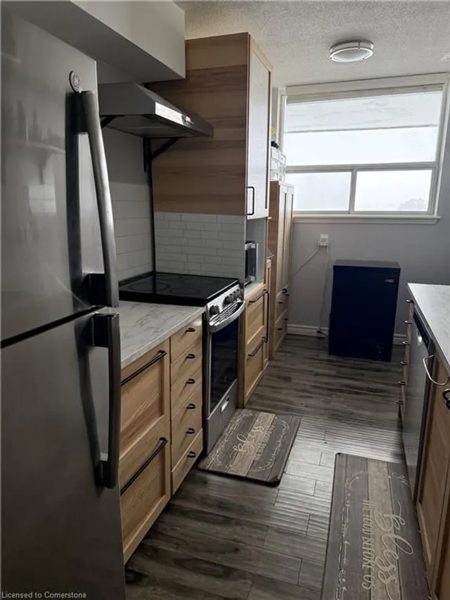 Additional image 20 of 1425 Ghent Ave