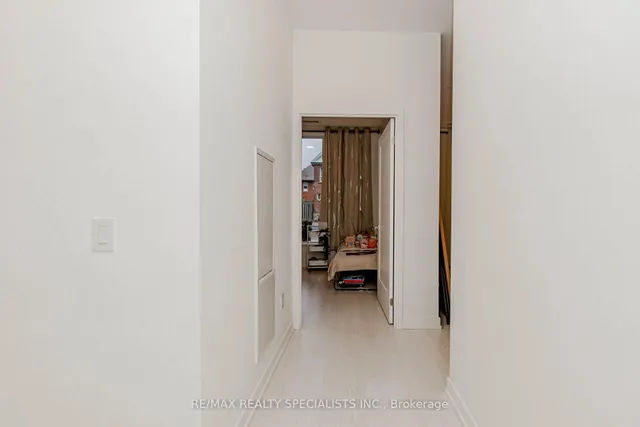 Additional image 19 of 415 Main St Unit 105