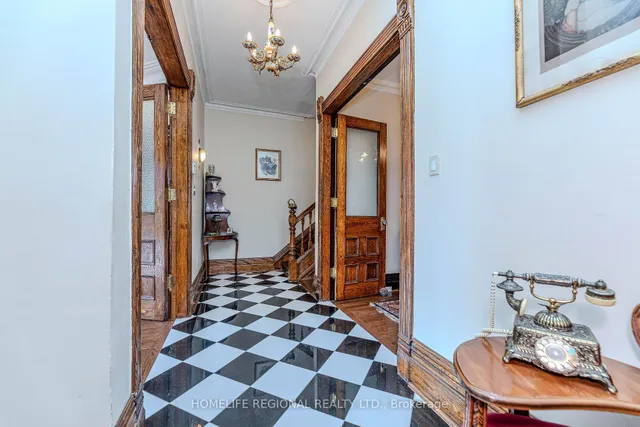 Additional image 18 of 236 Dovercourt Rd