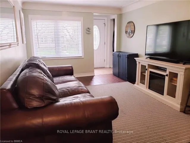 Additional image 23 of 745 Burgess Ave