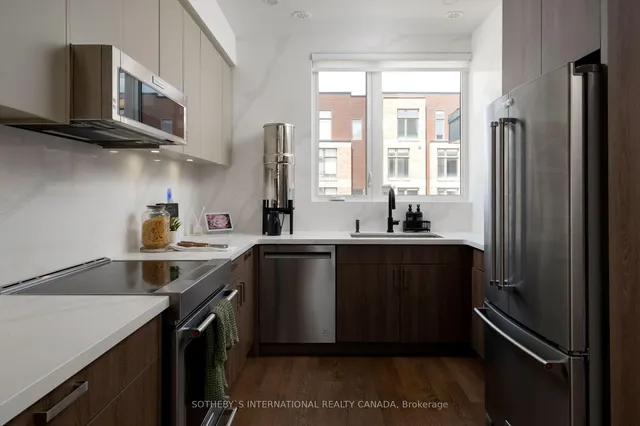 Additional image 13 of 141 Green Gardens Blvd