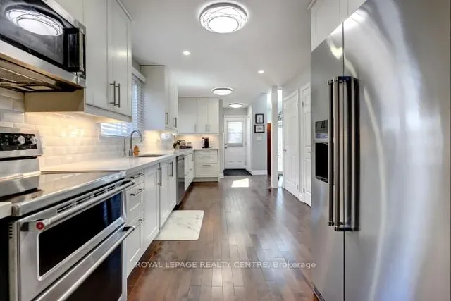 Additional image 9 of 906 Cabot Tr