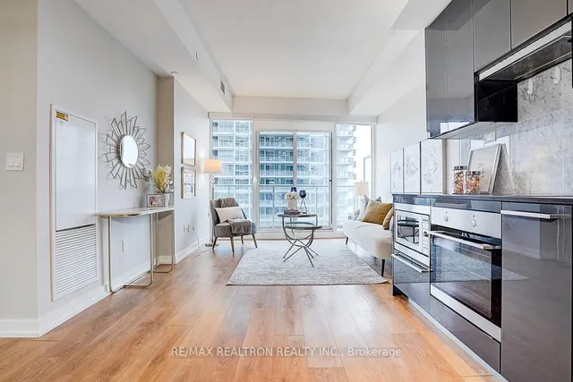 Additional image 8 of 115 Mcmahon Dr Unit 1701