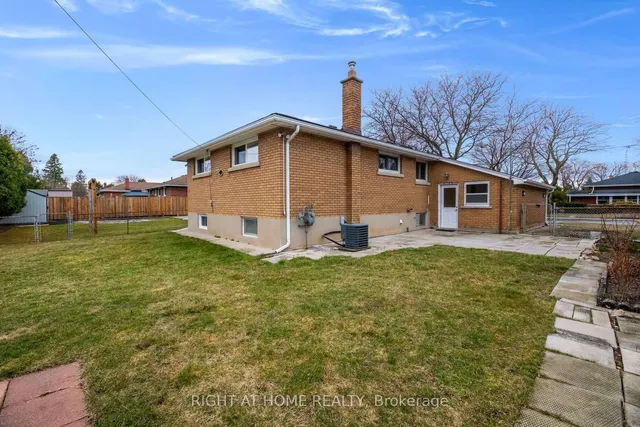 Additional image 34 of 62 Cloke Crt