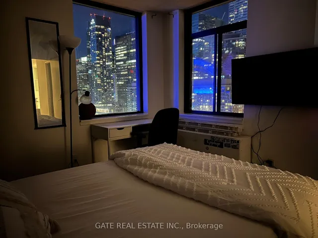 Additional image 20 of 250 Queens Quay Unit 1706