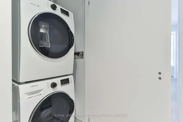 Additional image 15 of 1926 Lake Shore Blvd Unit 1212