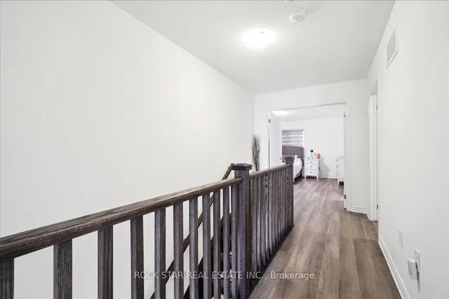 Additional image 13 of 1560 Moira Cres