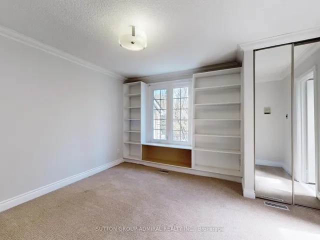 Additional image 22 of 248 Glengrove Ave