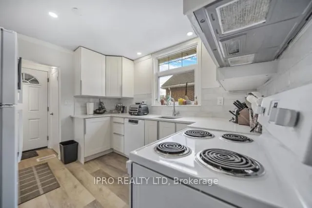 Additional image 14 of 146 Glencarry Ave