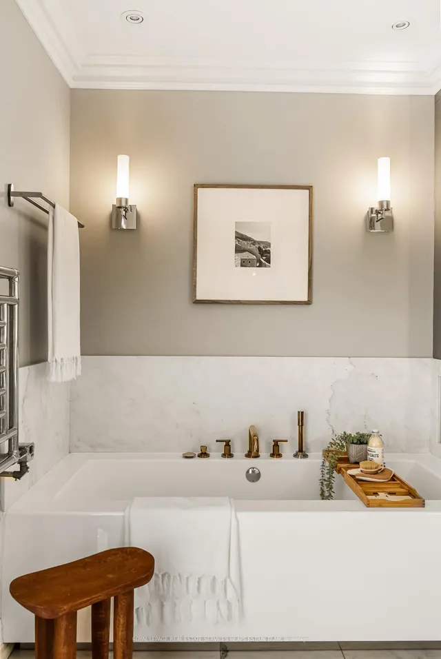 Additional image 26 of 19 Whitney Ave