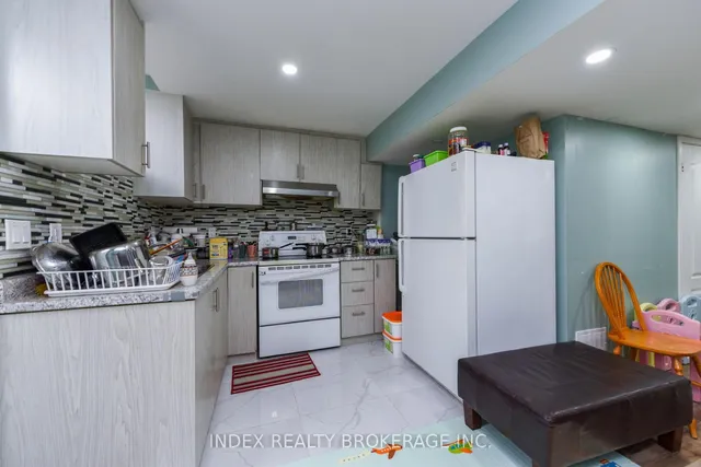 Additional image 45 of 18 Drinkwater Rd