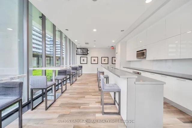 Additional image 17 of 33 Charles St Unit 3306