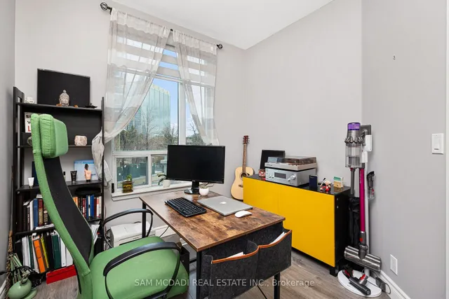 Additional image 24 of 90 Absolute Ave Unit Th119