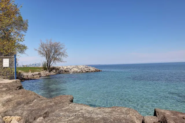 Additional image 37 of 41 Lake Shore Dr Unit 104