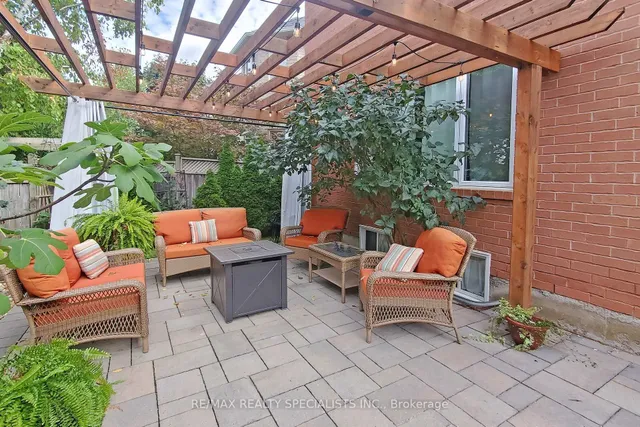 Additional image 42 of 1660 Dempsey Cres