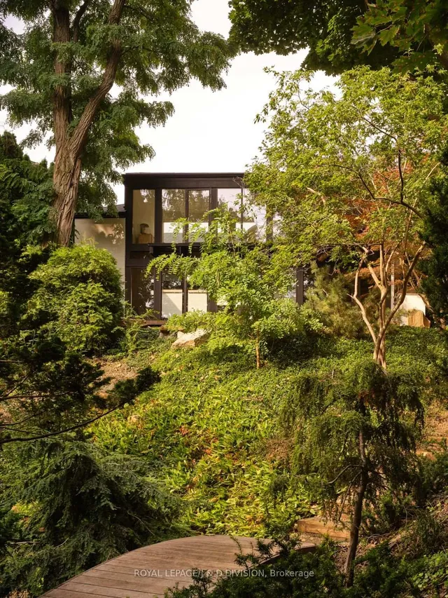 Additional image 4 of 43 Douglas Cres