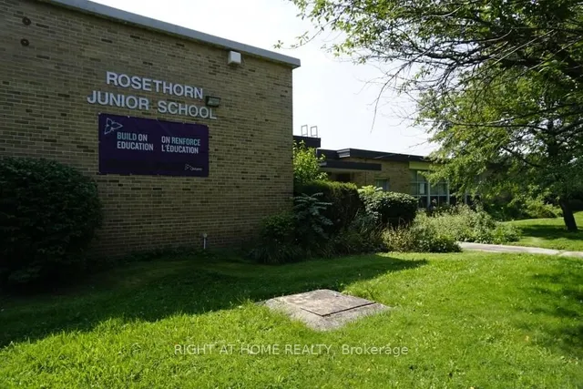 Additional image 39 of 30 Haliburton Ave