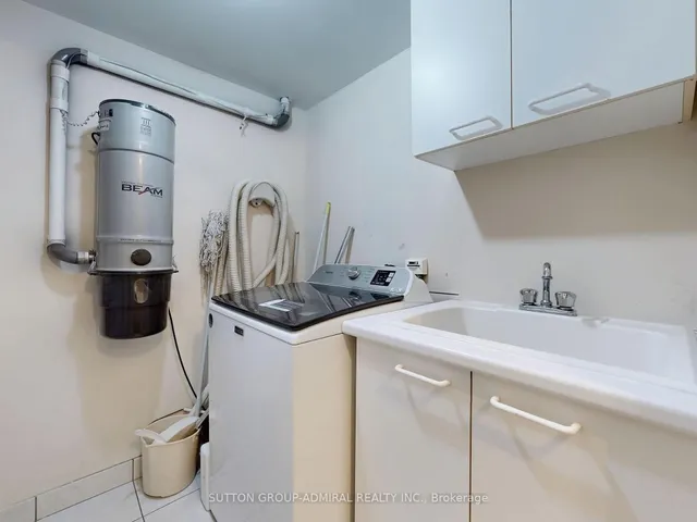 Additional image 31 of 89 Skymark Dr Unit 1207