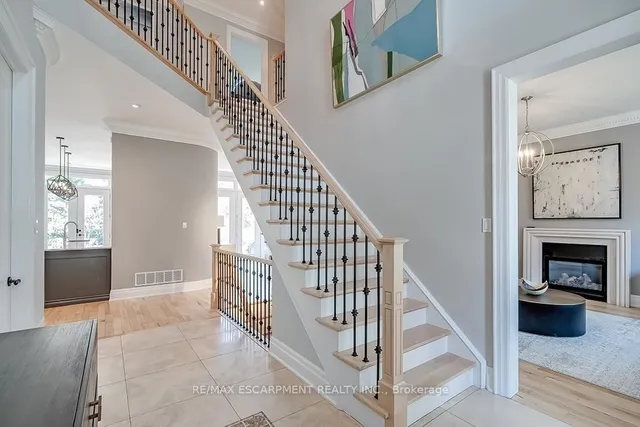 Additional image 5 of 246 Pomona Ave