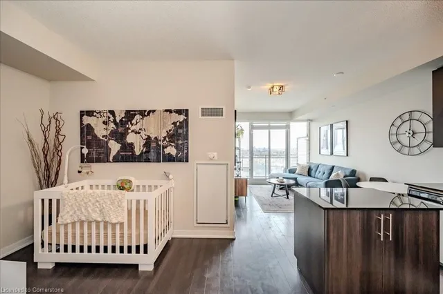 Additional image 13 of 85 Duke St Unit 1412