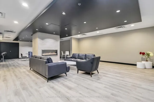 Additional image 25 of 120 Dallimore Circ Unit 607