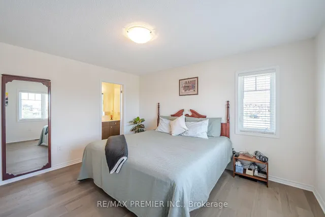 Additional image 27 of 2 Tribune Dr