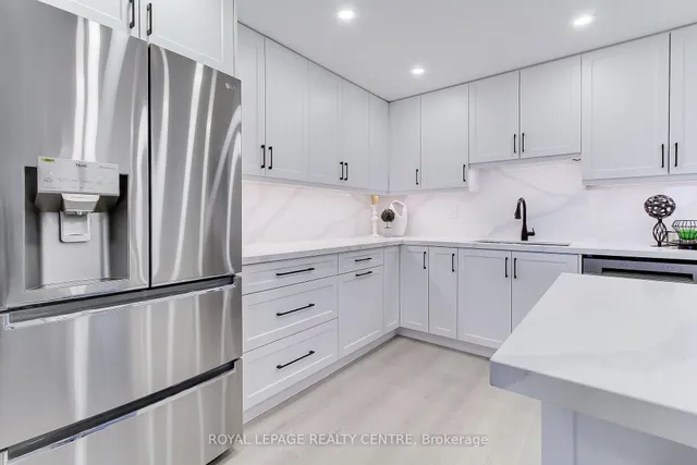 Additional image 12 of 362 The East Mall N/A Unit 304