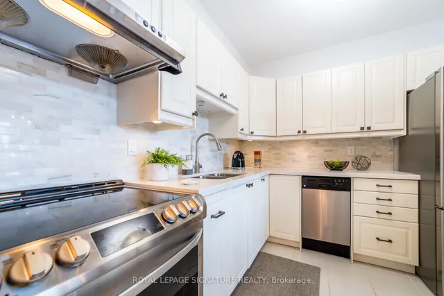 Additional image 7 of 10 Fashion Roseway Way Unit 406