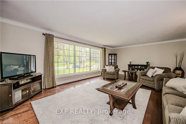 Additional image 5 of 11 COACHMAN Cres