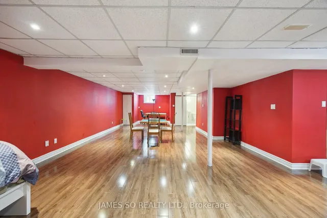 Additional image 18 of 32 Relroy Crt