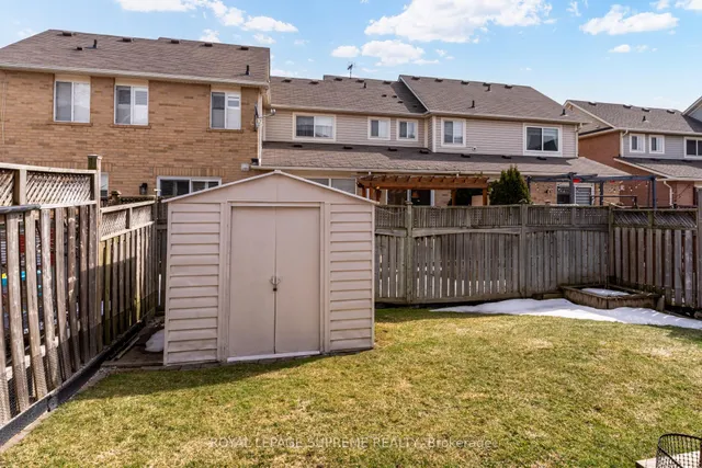 Additional image 32 of 1063 Wallbrook Cres