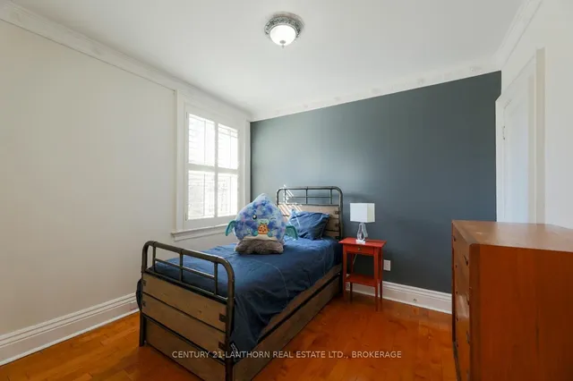 Additional image 24 of 69 Walmsley Blvd