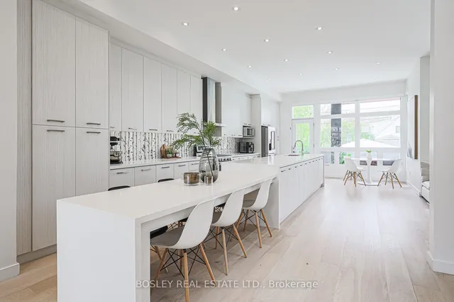 Additional image 5 of 38 Roblin Ave