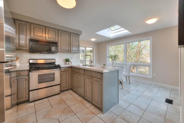 Additional image 7 of 69 Manitoulin Cres