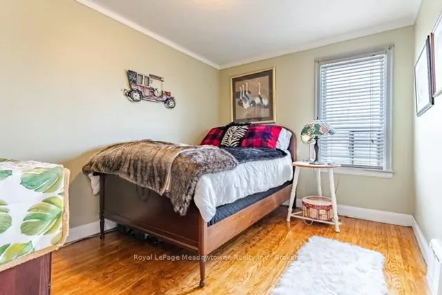 Additional image 20 of 60 Cameron Ave