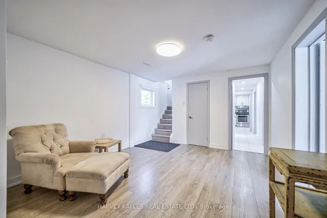 Additional image 32 of 215 Searle Ave